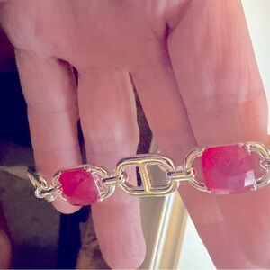 Elegant Silver and pink Bracelet